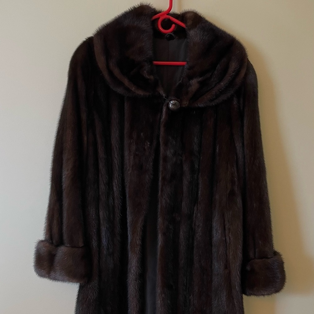 Full length mink swing coat lined. M size